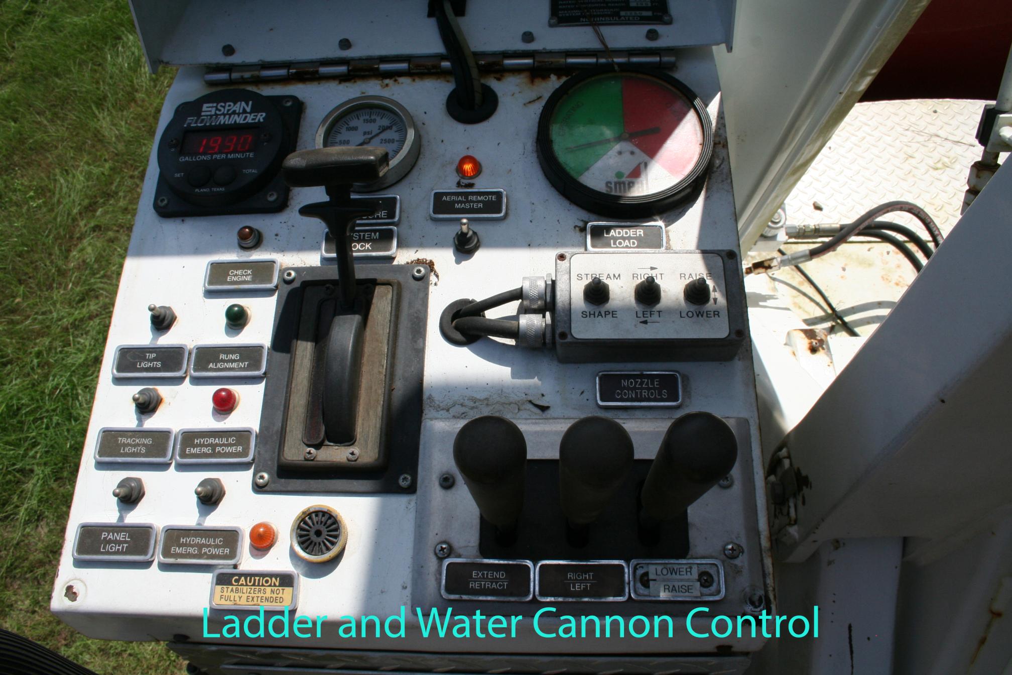 1993 PIERCE E-7749 - Image 32